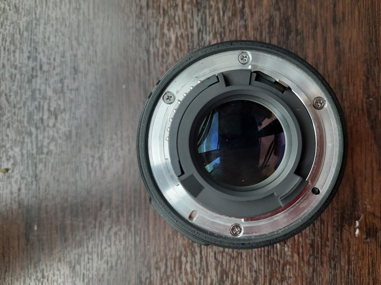 Объектив Nikon AF-S DX Nikkor 35mm f/1,8G - картинка