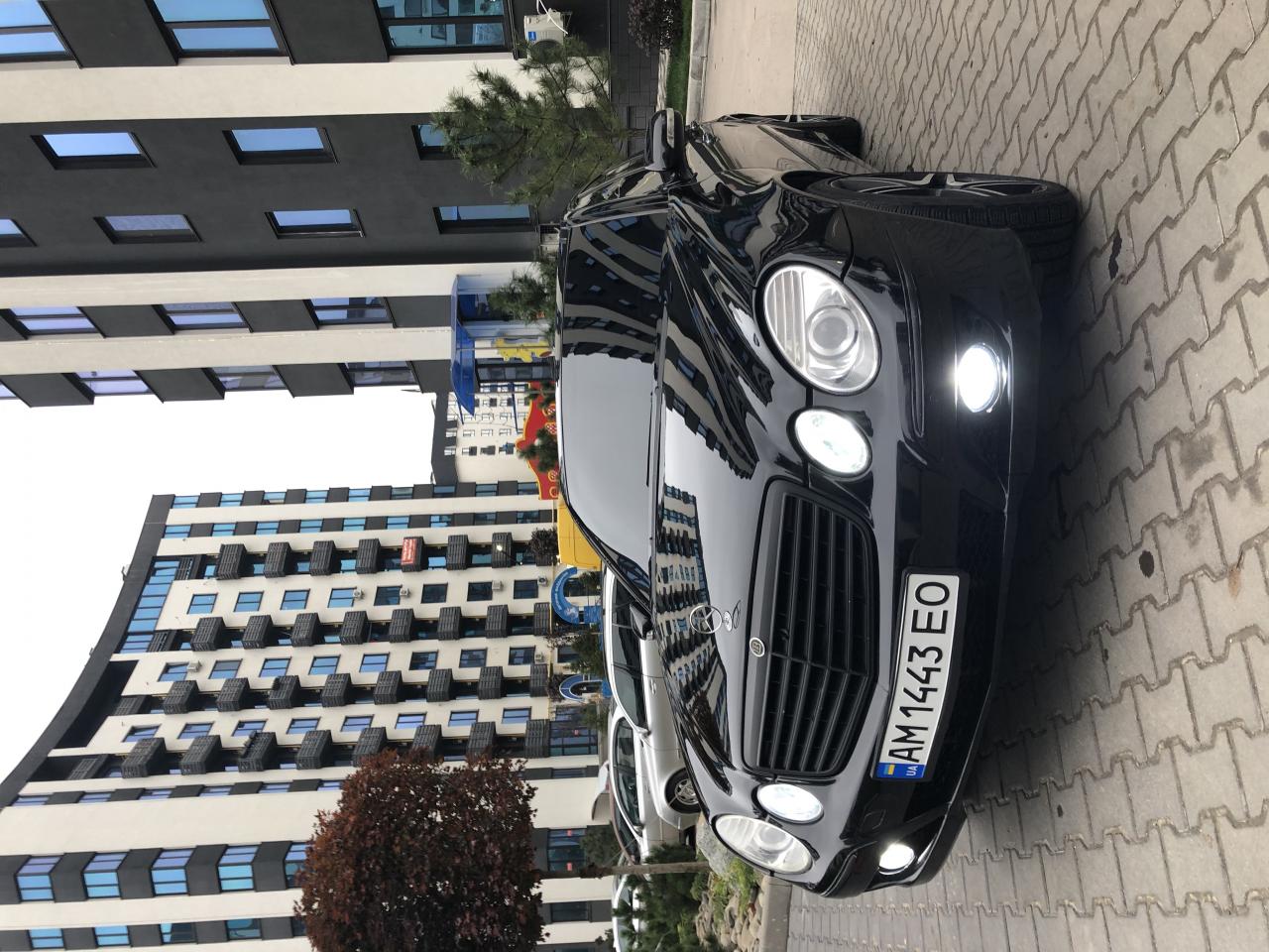 Mercedes Benz  - картинка